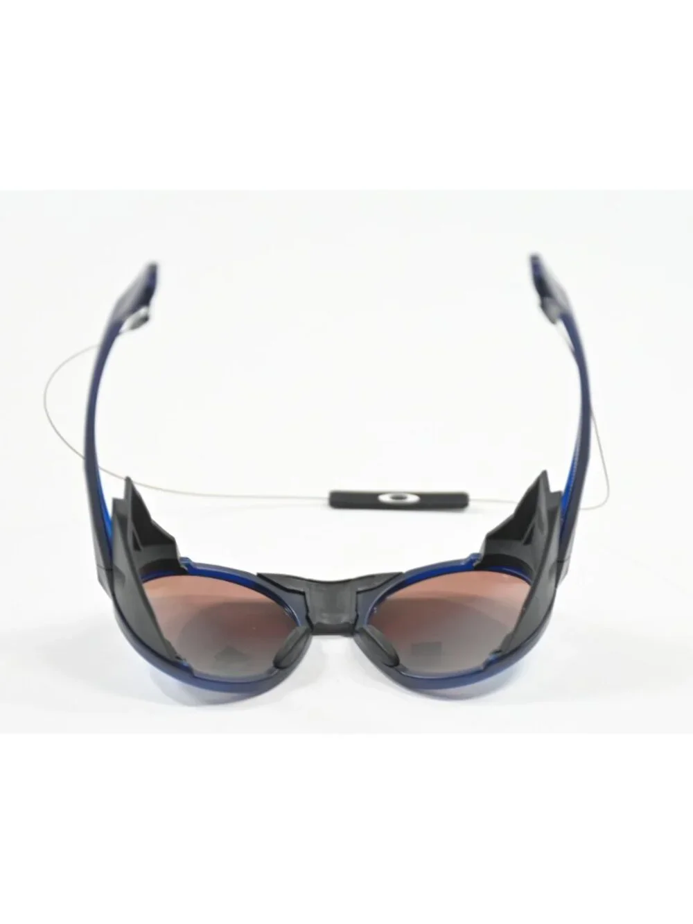 Oakley x Kith Clifden Sunglasses OO9440-1656 in Prizm Deep Water